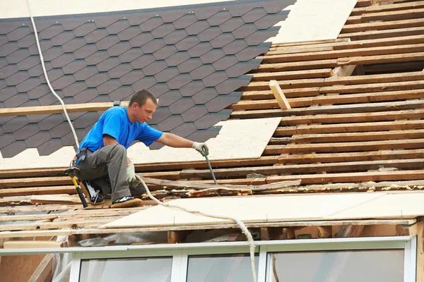 Signs It’s Time for a Roof Replacement in Greensboro: Don’t Wait!