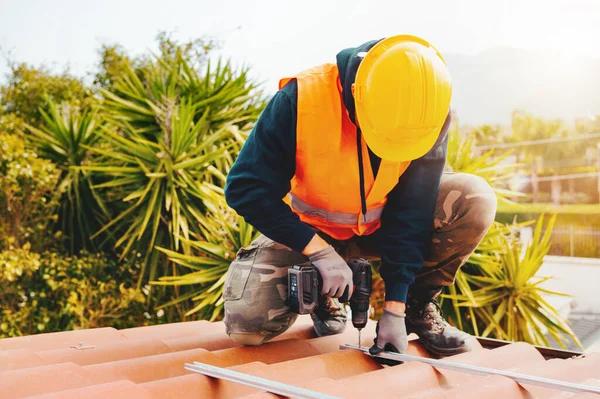 How to Hire a Roofing Contractor in Katy